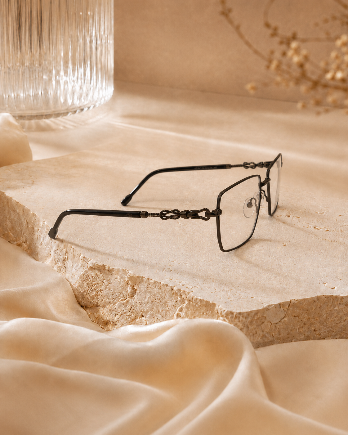 SEA 40034 – Elegancia metálica con diseño distintivo